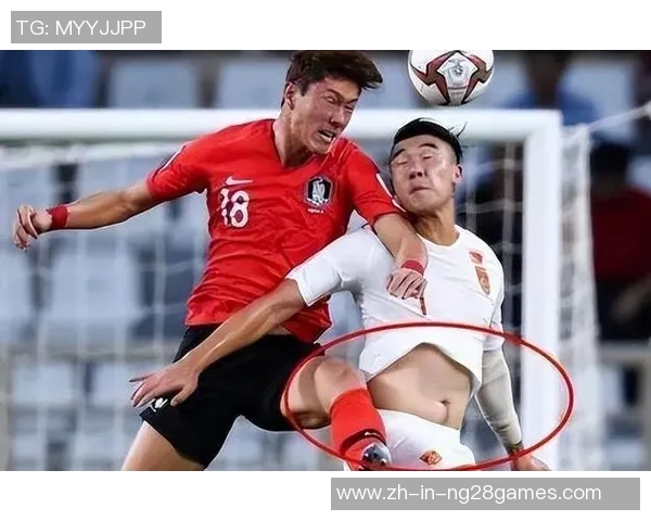 国际男足球星展示完美腹肌魅力 引领健身潮流与时尚风潮