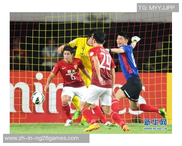 广州太阳神足球队球星带领球队勇攀高峰 力争新赛季突破与荣耀